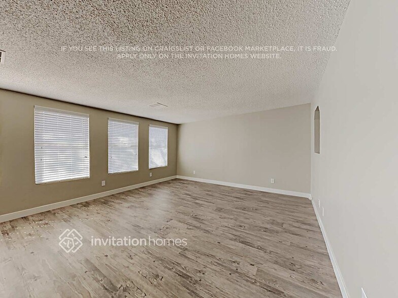 Building Photo - 127 Sterling Dr
