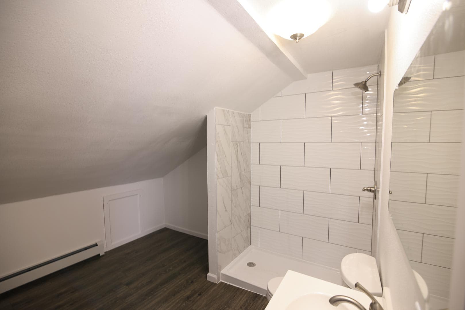 Master Bath - 635 Elm Ave