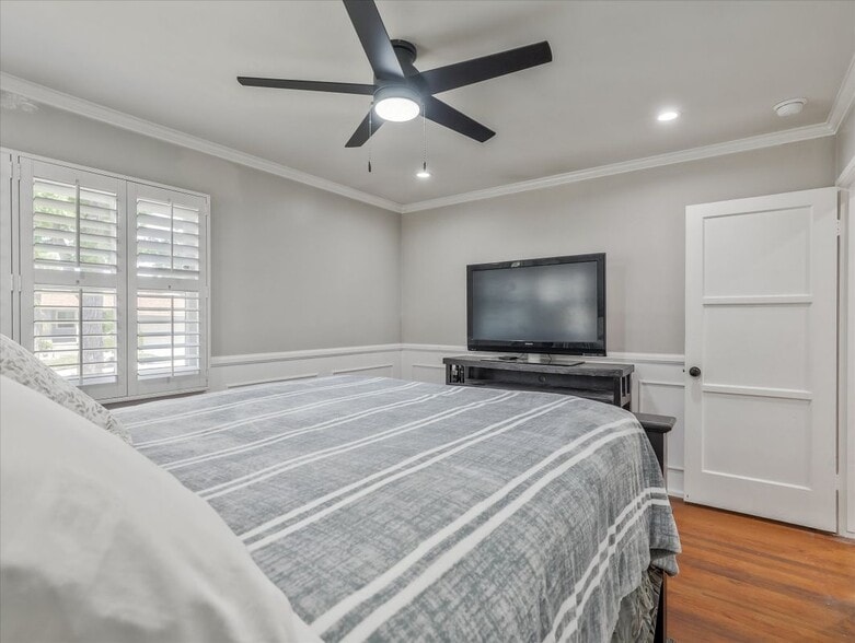 Building Photo - 3826 Burnside Ave