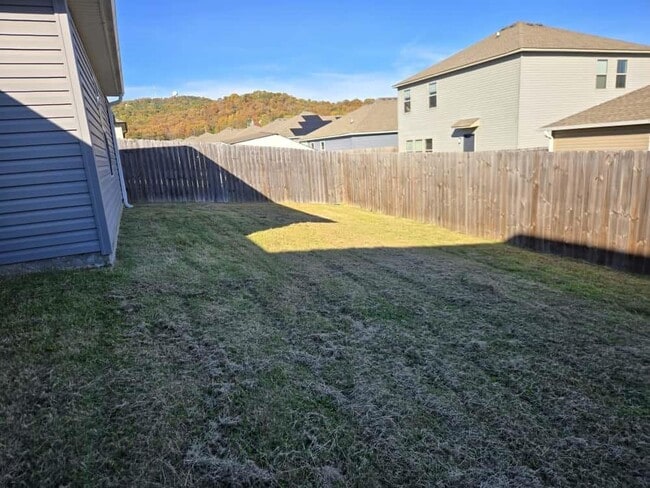 Building Photo - 1144 S Jaybird Ln