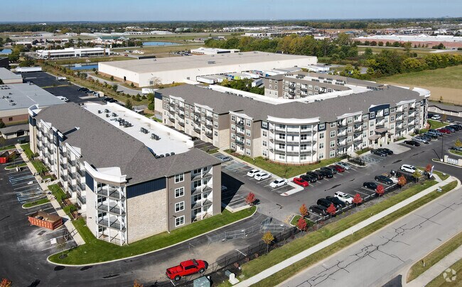 Building Photo - Verge