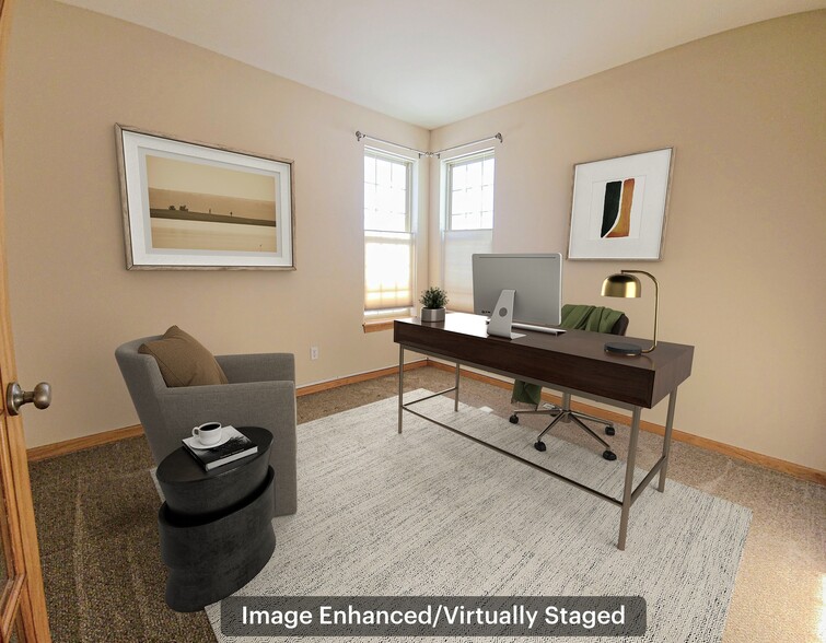 Building Photo - 1805 Deer Path