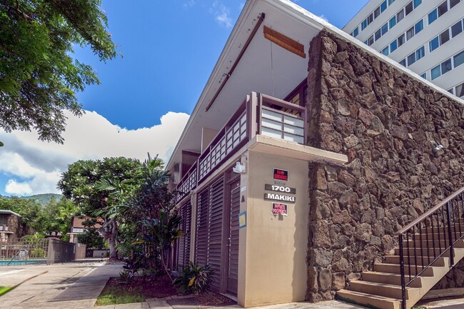 Building Photo - Close to town, Kapiolani Hospital