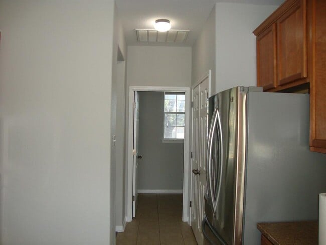 Building Photo - 914 Mesquite Hollow Pl