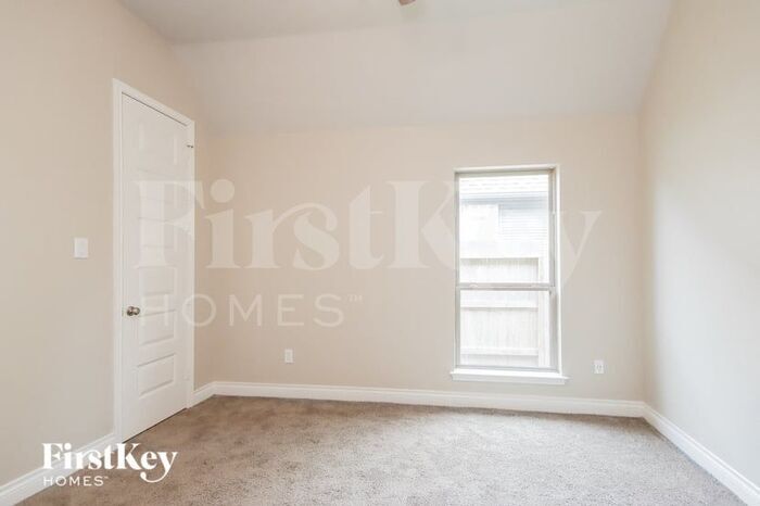 Building Photo - 3306 Skylark Valley Trace