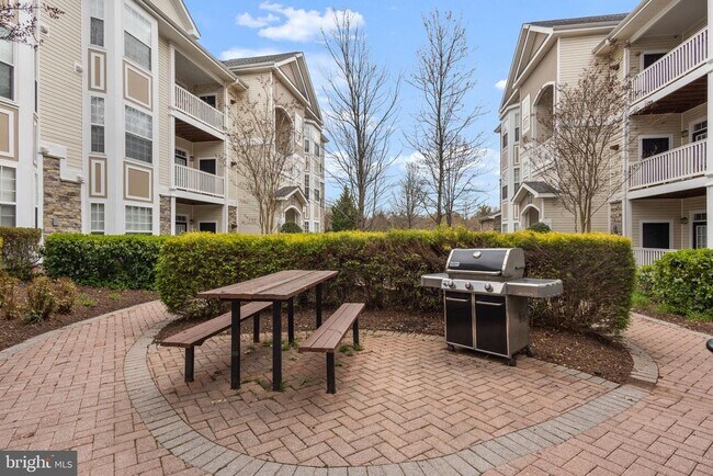 Building Photo - 508 Sunset View Terrace SE