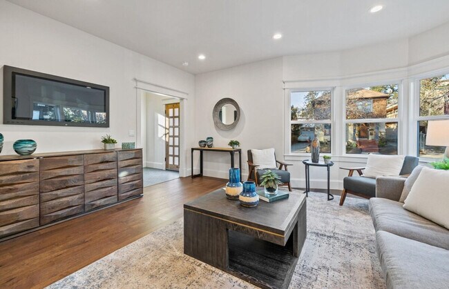 Building Photo - 1807 Martin Luther King Jr Way