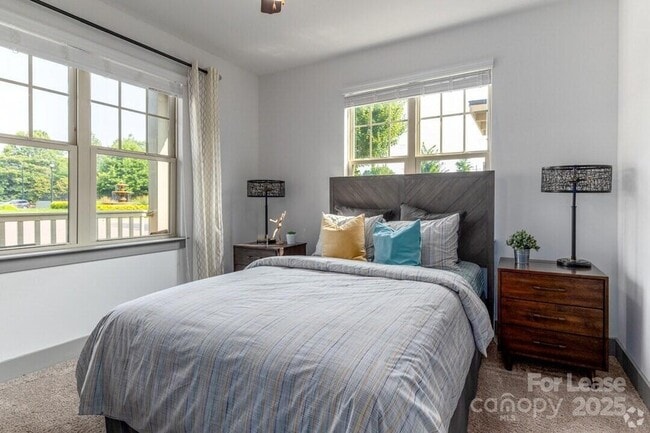 Building Photo - 1021 Glenn Valley Ln