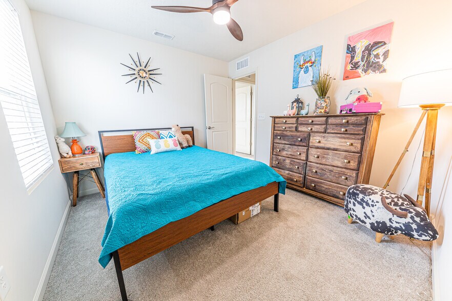 Building Photo - 6786 Sable Point Dr