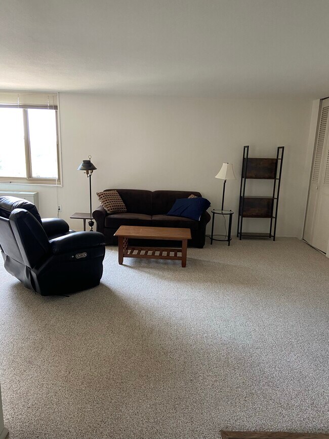 Living room - 1 E University Pky