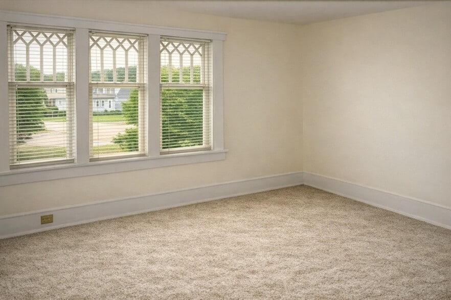 East upstairs Bedroom - 2000 Iron St