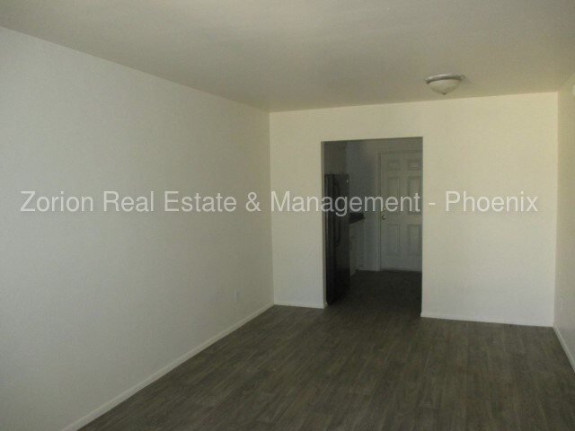 Building Photo - 2 bedroom 1 bath in Scottsdale!