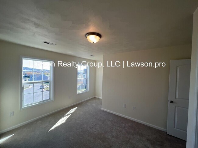 Building Photo - Newer Construction in Vinton with Incredible Mountain Views and  Attached Garage