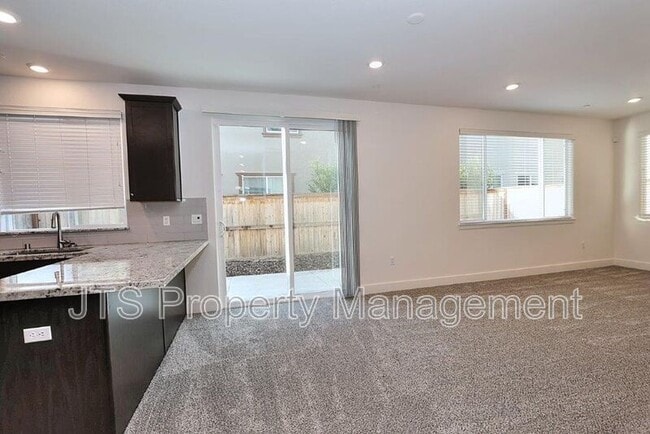 Building Photo - 3513 Birdland Ave