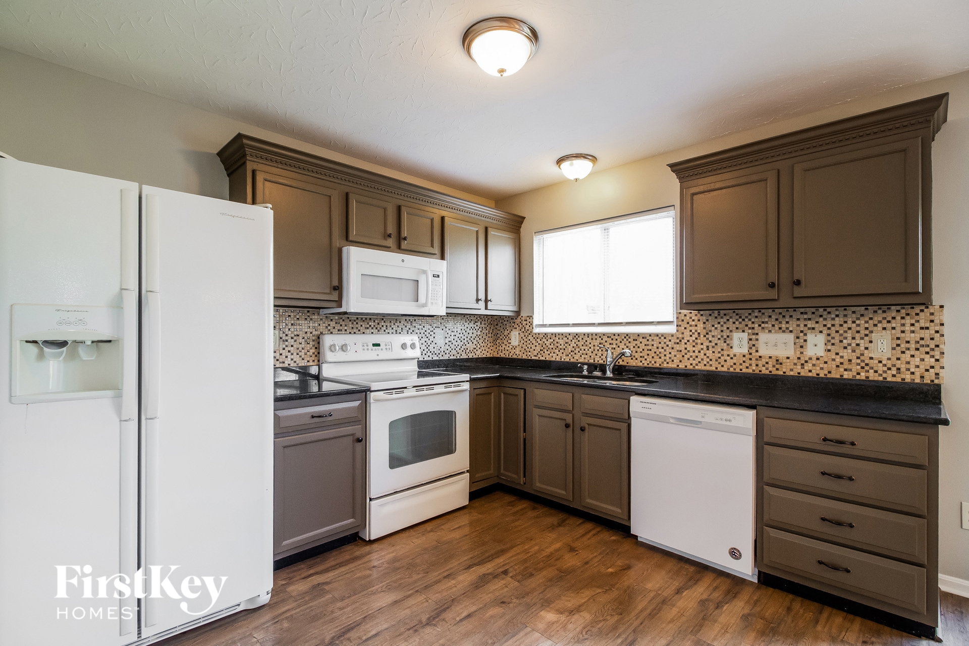 Building Photo - 17 Shady Creek Ln