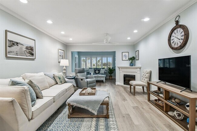 Building Photo - 8 Glencoe Pl