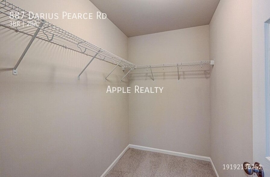 Building Photo - 887 Darius Pearce Rd