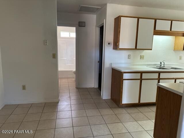 Building Photo - 8336 E Stevens Dr