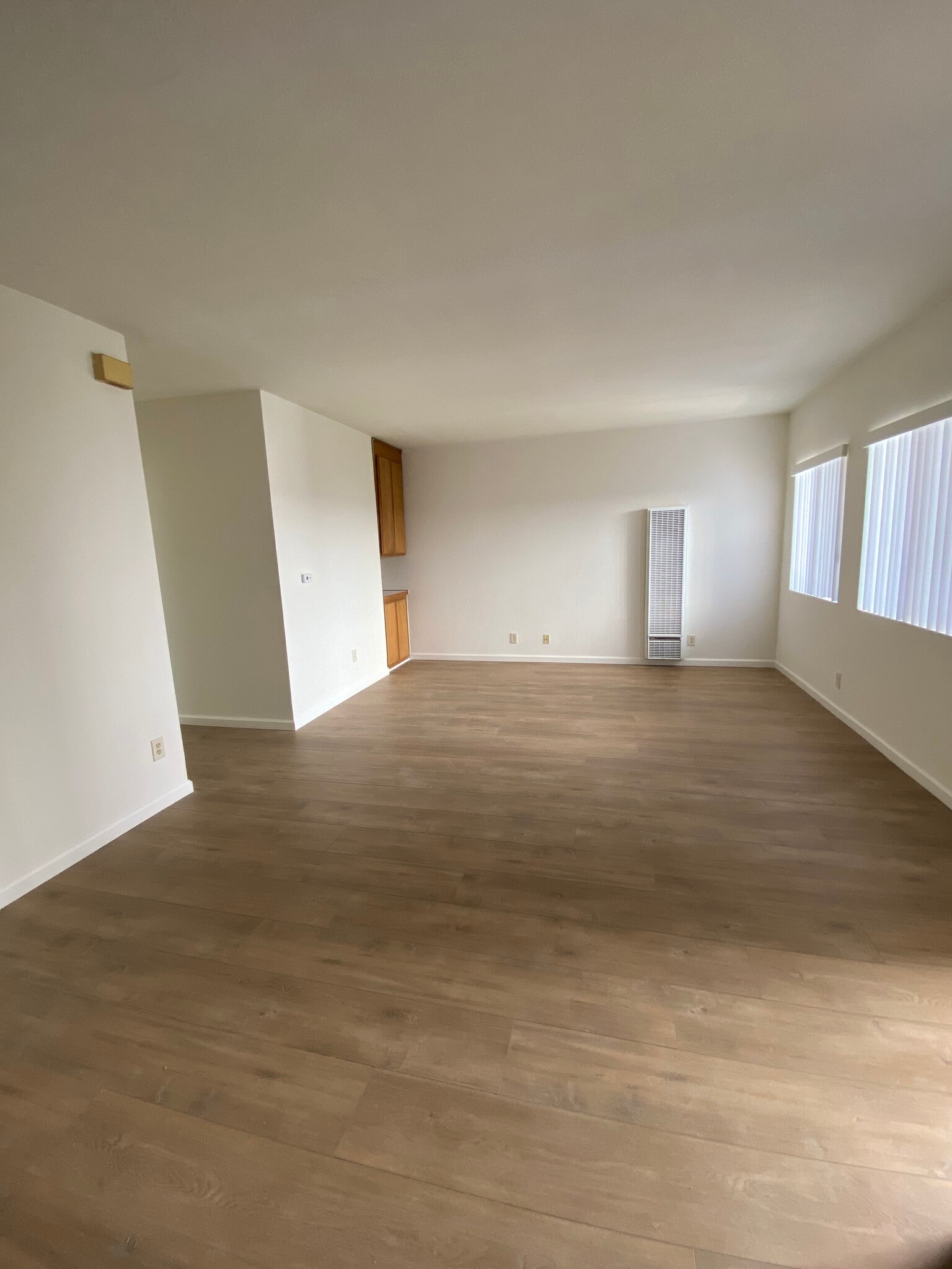 Family Room - 4045 W 182nd St