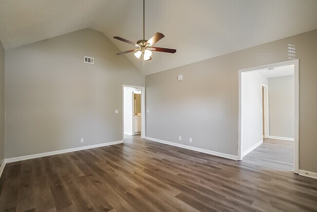 Building Photo - 4837 Nina Marie Ave