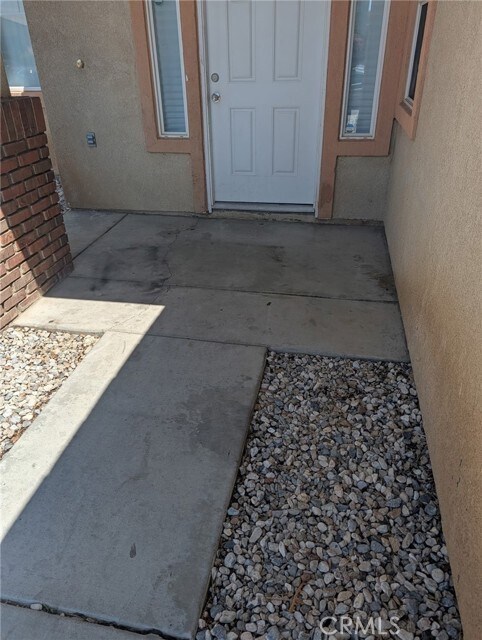 Building Photo - 14600 Rosemary Dr