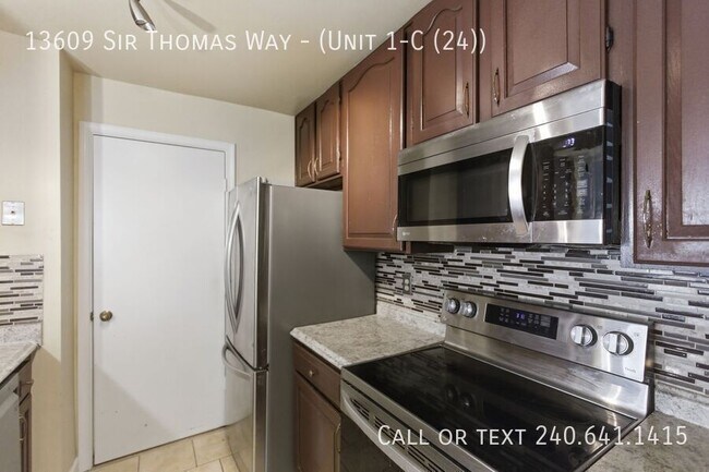 Building Photo - 13609 Sir Thomas Way