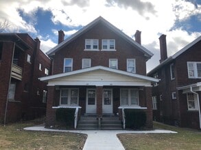Building Photo - E 15th Ave 431-433 TNB