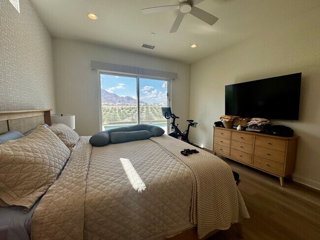 Building Photo - COMING SOON! STUNNING 3 Bedroom/2.5 bathroom in the highly desired Miralon Community!