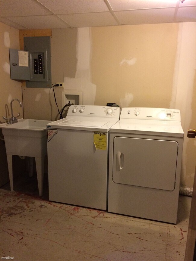 Building Photo - 3 br, 2 bath House - 3624 Colony Lane