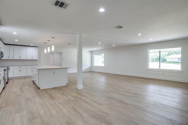 Building Photo - 515 John Arden Dr