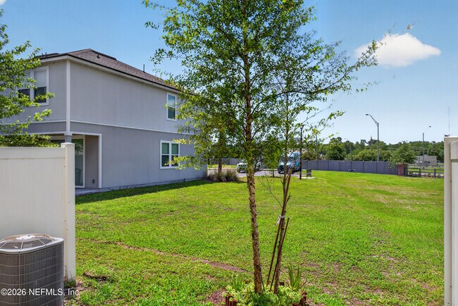 Building Photo - 8210 Larose Rd