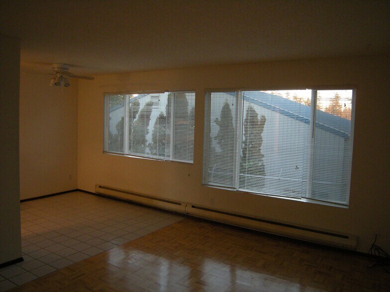 Building Photo - 21011 67th Ave W