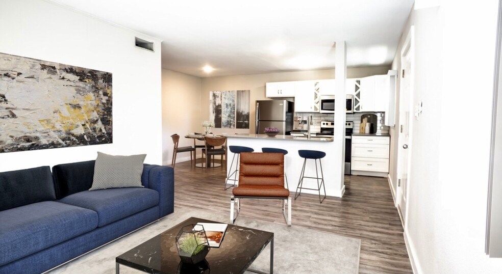 Hyde Park Square 206 W 38th St Austin TX 78705 Apartment Finder