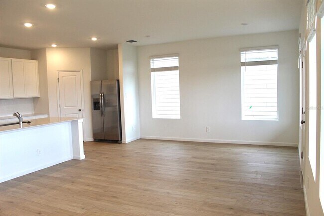 Building Photo - 4359 Vibernum Ave