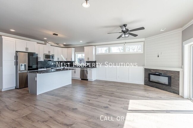 Building Photo - 1213 NE Nanto-B