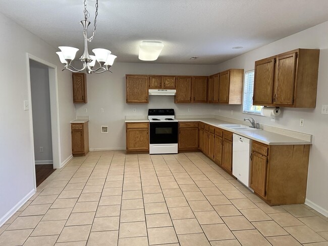Building Photo - 1114 Mercer Dr