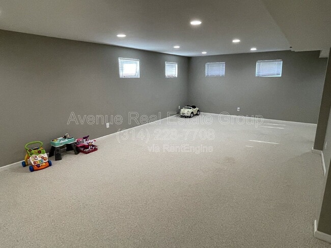 Building Photo - 3119 Post Run Dr