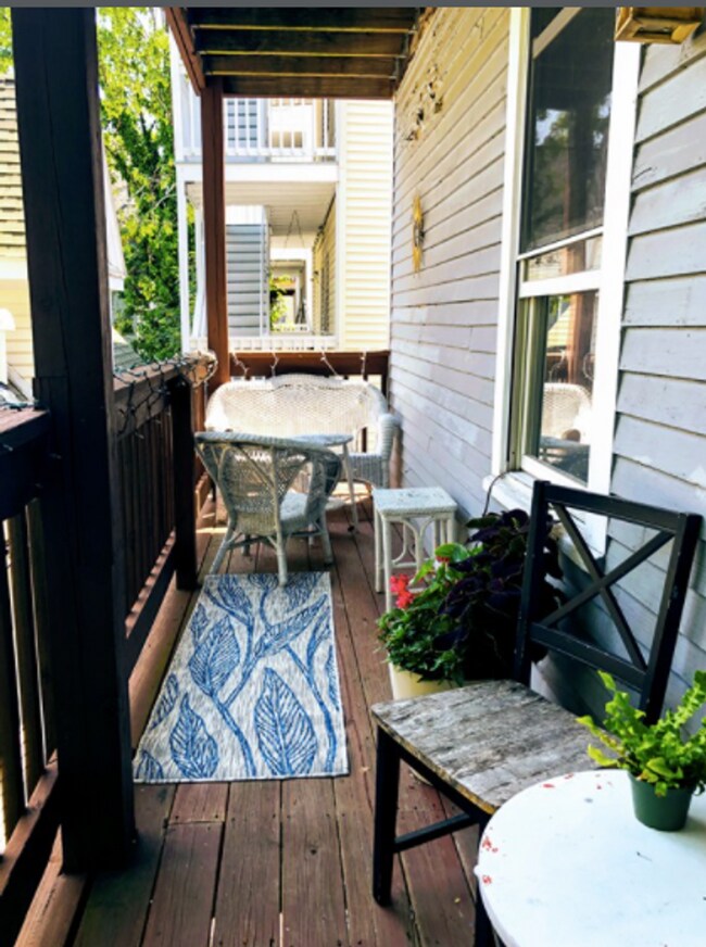 Building Photo - 4bed/2bath in Brookline