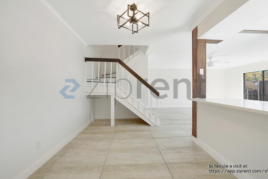 Building Photo - 14800 Enterprise Dr