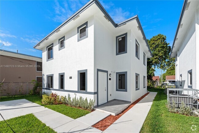 Building Photo - 2243 NW 50th St