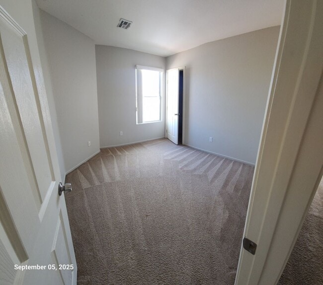 Building Photo - Spacious 4-Bedroom Home with Modern Update...