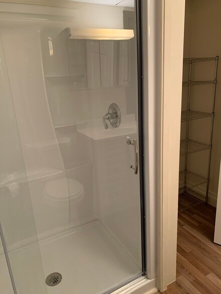 Building Photo - 99 Betts Rd