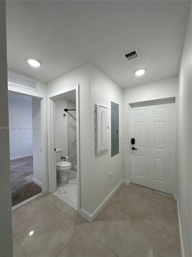 Building Photo - 14573 SW 261st Terrace