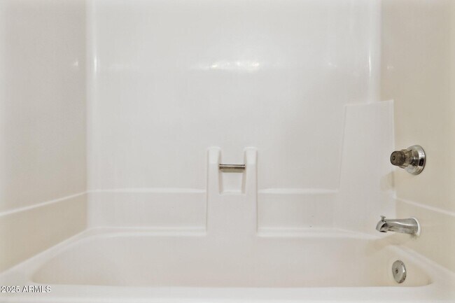 Building Photo - 7027 S 40th Pl