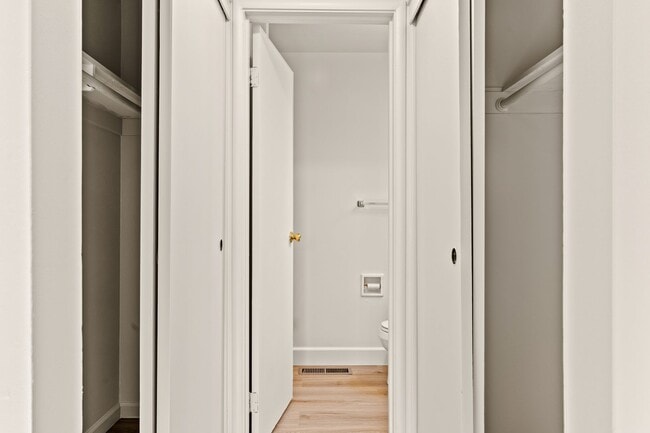 Building Photo - Just Updated! 3 Bed House in San Leandro |...