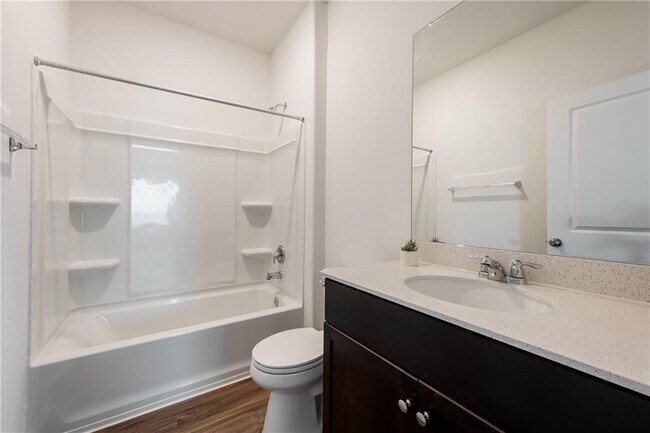 Building Photo - 5920 Eden Dr