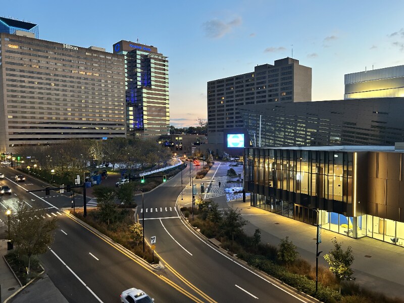 Building Photo - 515 W Main St