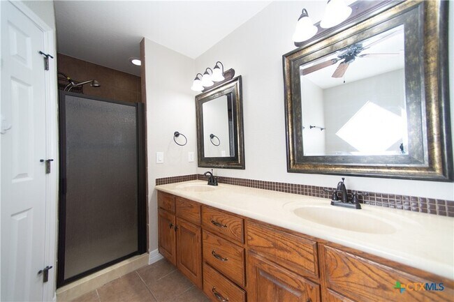 Building Photo - 2410 Big Divide Rd