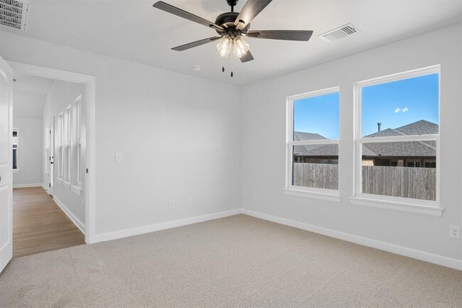 Building Photo - 3400 Piney River Dr