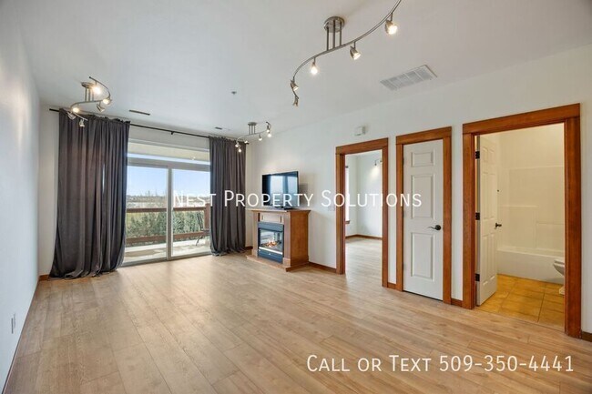 Building Photo - 6432 Melby Way NE